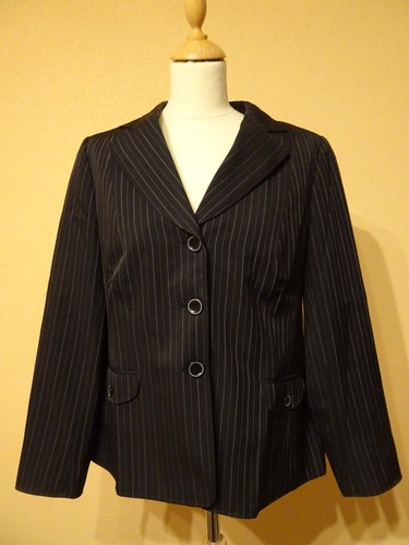 Eleganter nadelstreifen blazer - eleganter, nadelstreifen-blazer